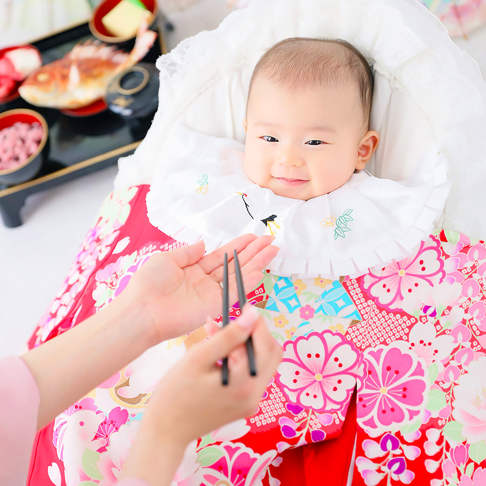 百日祝い 写真 オファー よだれかけ どんな